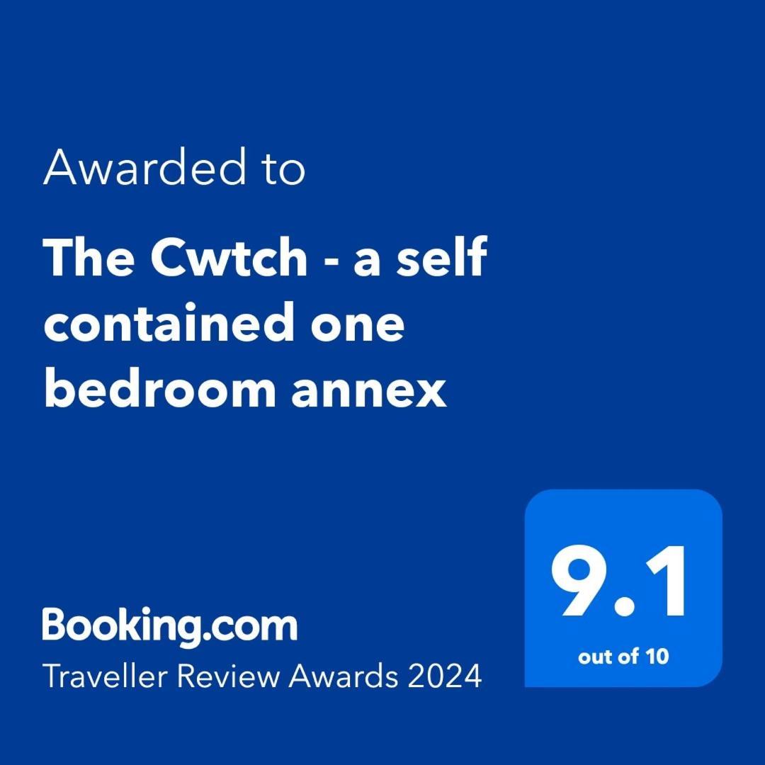 The Cwtch - A Self Contained One Bedroom Annex プスヘリ エクステリア 写真